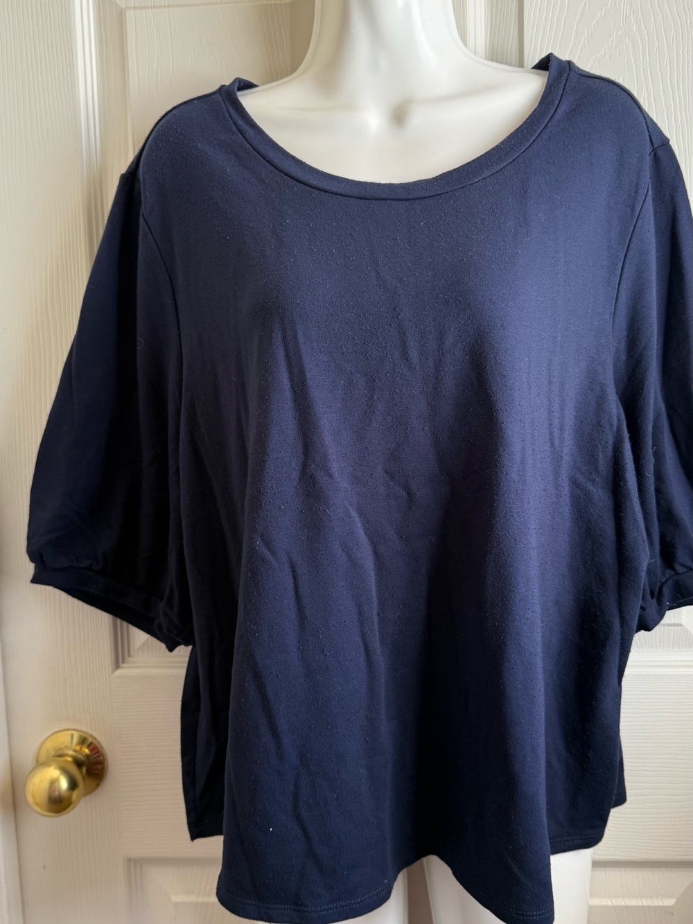 Time and Tru Navy Relaxed Short Sleeve Tee